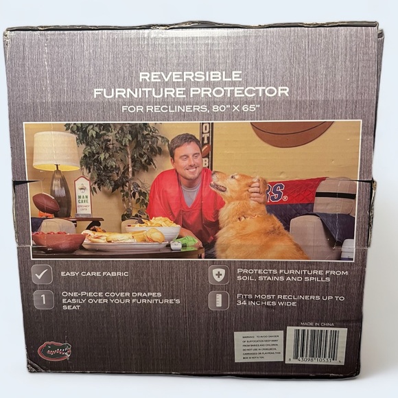 Gators Reversible Furniture Protector For Recliners - Picture 2 of 3